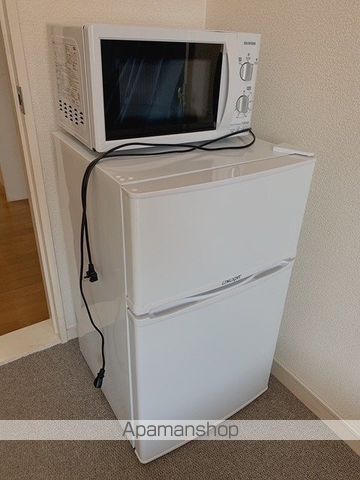 レオパレスRAFFINATOIの内装写真