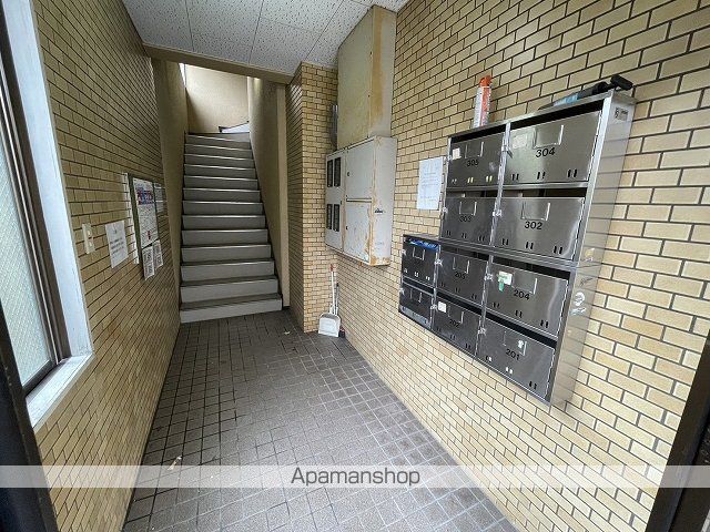 メゾン・ドウエストの玄関写真