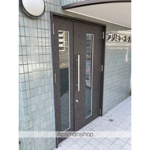 プリミエール八田の玄関写真