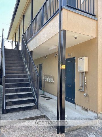 メゾンド池亀弐番館の玄関写真
