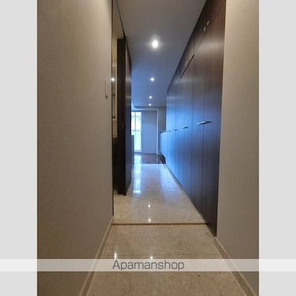 レジデンシャルステート白金[1K/25.02m2]の玄関