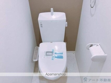 メゾン小栗[1LDK/32.3m2]のトイレ