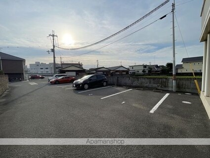 ＪＯＹ　ＷＡＶＥ　ＹＡＭＡＴＯ　Ａ棟[1LDK/41.95m2]の駐車場