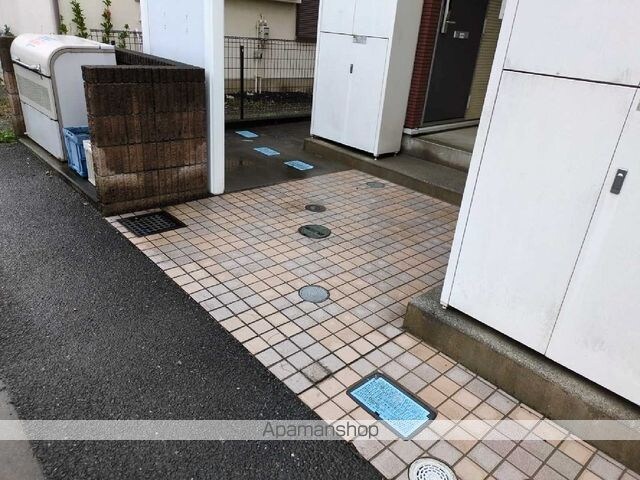 レオネクストオレガノ[1K/28.02m2]のエントランス