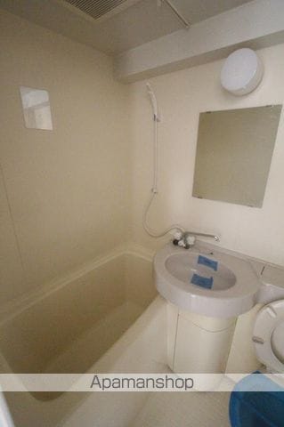 アパルトマン成合の内装写真