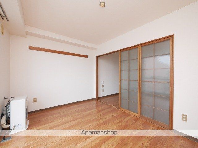 石橋ハイツIの内装写真