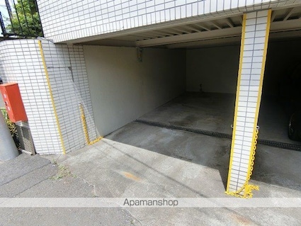 西国分寺サンハウスⅢ[1R/14.85m2]の駐車場2