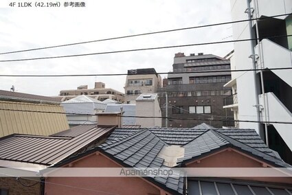 エスティメゾン四谷坂町（旧ジェイフラッツ）[1LDK/41.49m2]のバルコニー