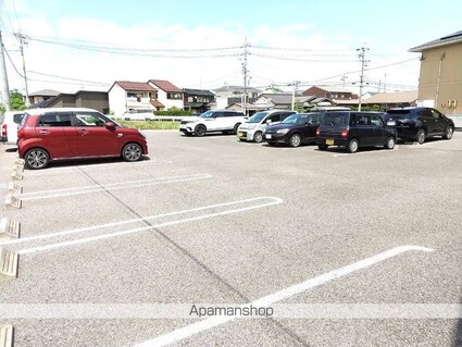 サイドセブン　Ｂ[2LDK/56.98m2]の駐車場
