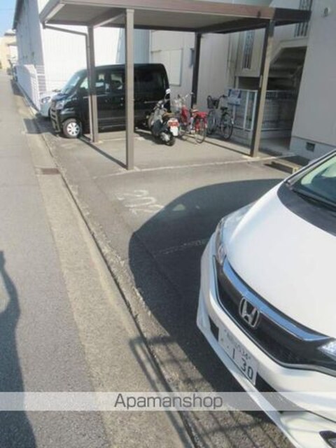 フォーブル松南[2DK/39.87m2]の駐車場