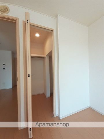 高徳線 屋島駅 徒歩25分 2階建 築15年の内装写真
