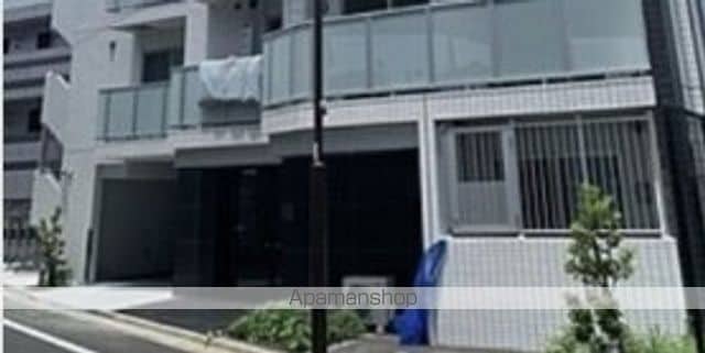 リヴシティ大泉学園の玄関写真