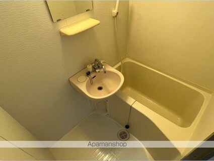 レオパレスユリパレス中野坂上[1K/19.95m2]のバス