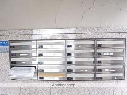 らくりーぶ２１万願寺[2LDK/63.83m2]の共用部1