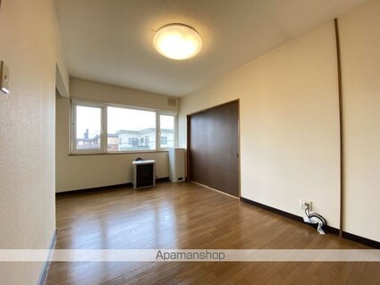 アーバンパレス雅[1DK/32.72m2]の内装2