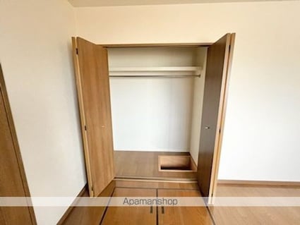 グランディスパイン[2LDK/56.7m2]の収納