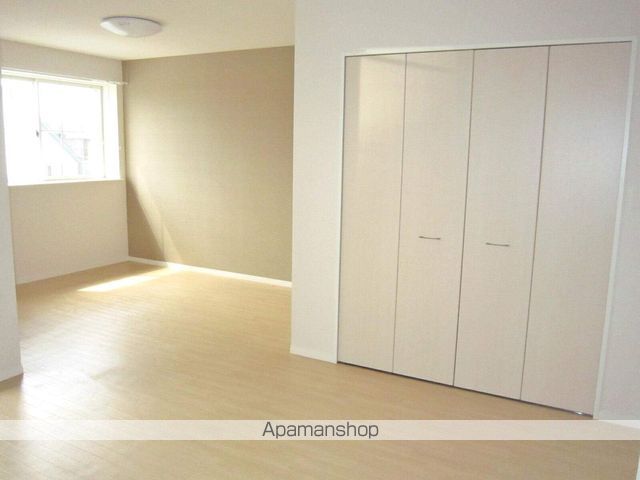 アイリスの内装写真