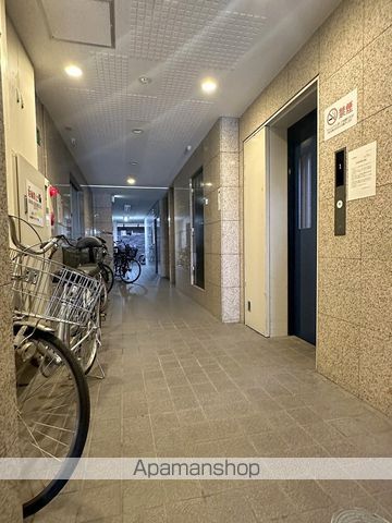 プリエ南船場の玄関写真