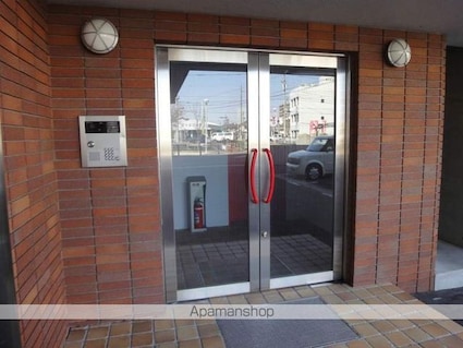 高知県高知市北本町４丁目[1R/40.2m2]のエントランス3