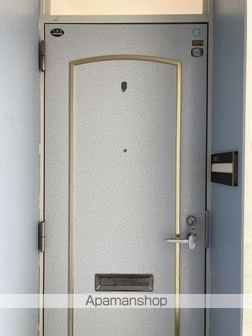 越後線 内野西が丘駅 徒歩11分 2階建 築36年の玄関写真
