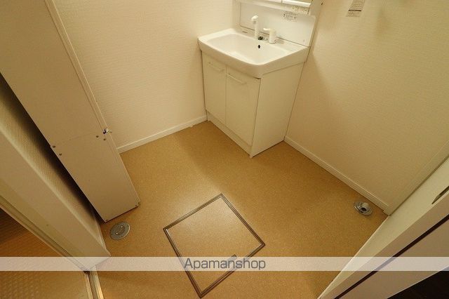 detached 北海道千歳市本町５丁目1502-23

地図を見る