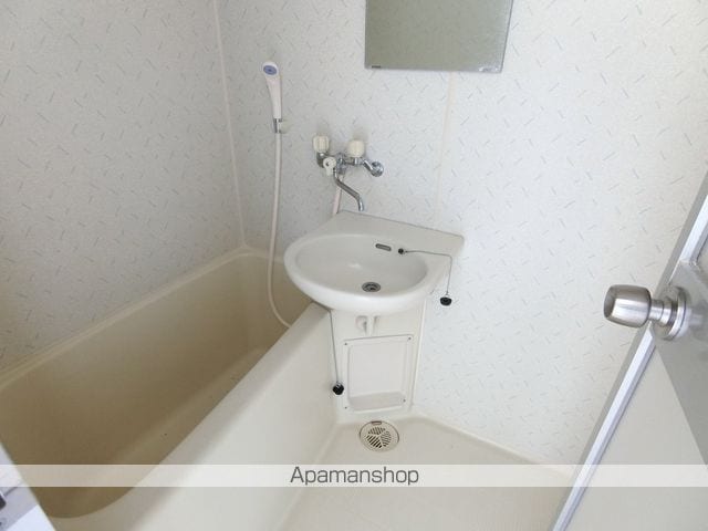ロイヤルアウルの内装写真