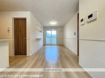 ジェイ　エスⅡ[2LDK/62.62m2]のリビング・居間