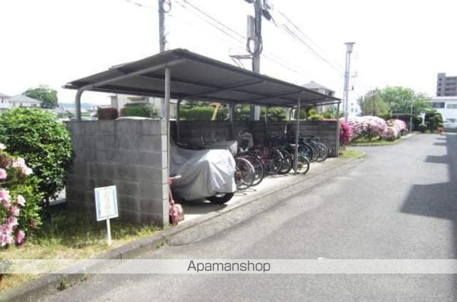 旭川ハイツ B棟の外観写真