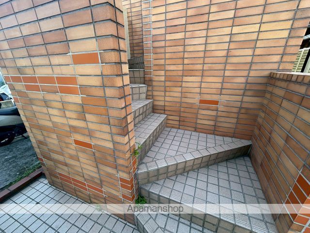 ヒルズ東海岸の玄関写真