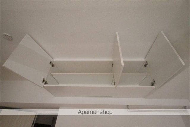 セレニテ江坂ルフレの内装写真