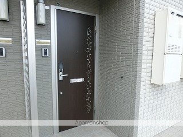 ウェストボヌールの玄関写真