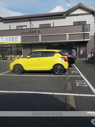 エクレール多治米Ｂ[2DK/46.76m2]の駐車場