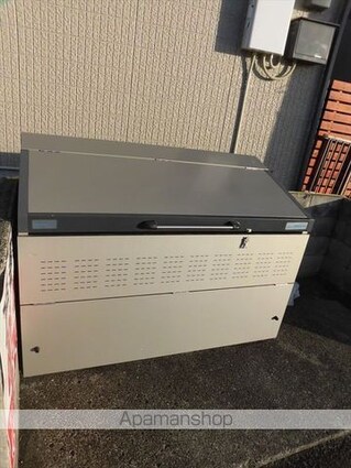 和歌山県和歌山市小雑賀[3DK/54.07m2]の共用部1