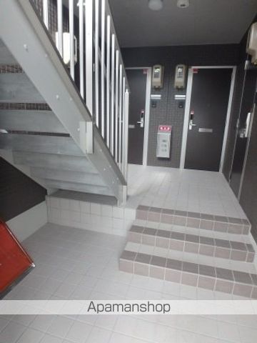 信越本線 越後石山駅 徒歩3分 2階建 築10年の玄関写真