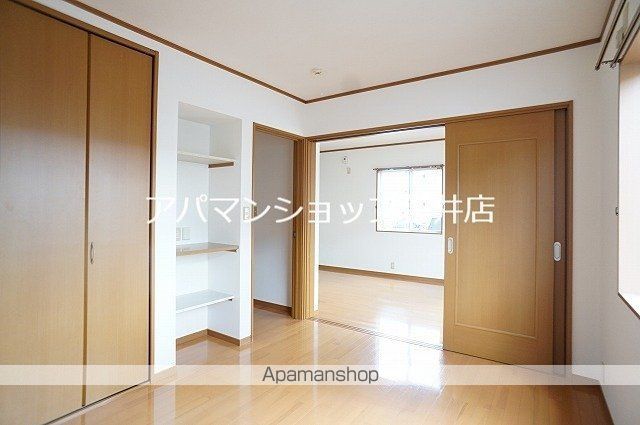 キートスIの内装写真