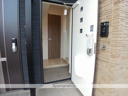 ホワイトクロッカス[1LDK/39.17m2]の玄関