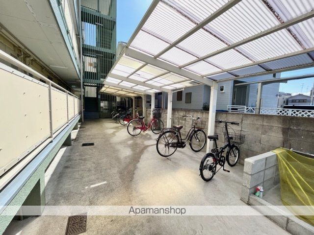 岡治マンションの外観写真