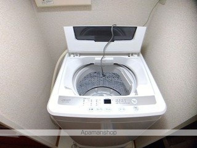 レオパレスフォレストビラの内装写真