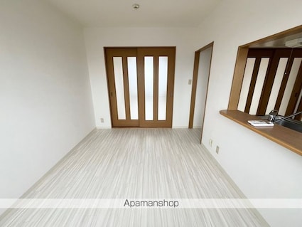 エスポワール平方[2DK/54.27m2]のリビング・居間