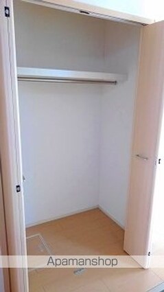 グリーンヒル小出Ｆ[1R/32.9m2]の収納