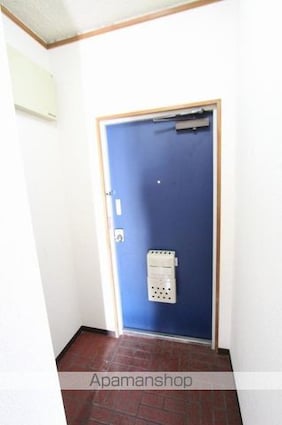 アーバン茜[3LDK/70.02m2]の玄関