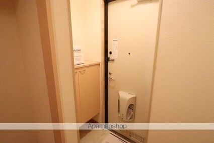 プレジール　Ⅱ[1R/29.91m2]の玄関