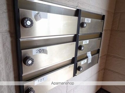 ザジテール[2LDK/55.3m2]の共用部