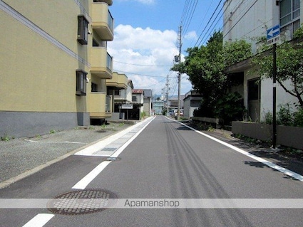 レジデンス小林[3DK/53.09m2]の周辺2