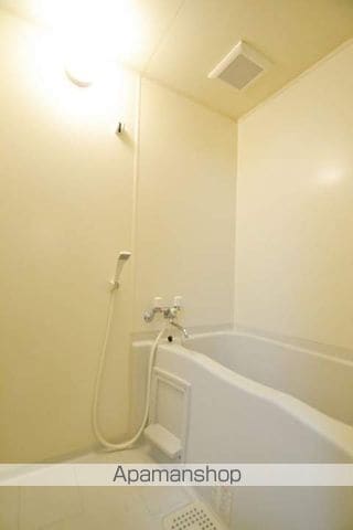 ロイヤルレピュート東島田の内装写真