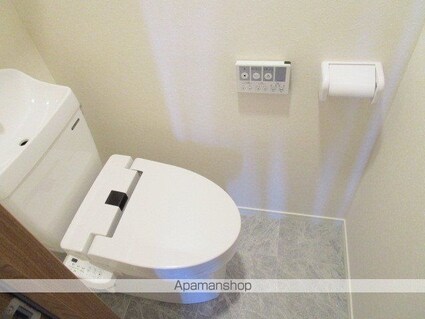 東京都杉並区高円寺南２丁目[1LDK/40.06m2]のトイレ