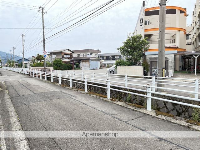 フローラルガーデンの周辺写真