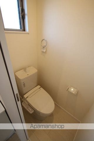 メゾネット八幡 B棟の内装写真