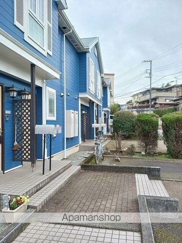 サニーヒルズの玄関写真