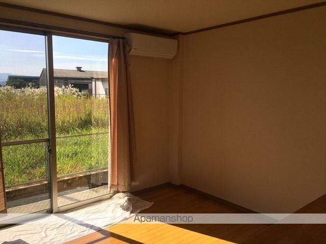ループハイツ霧島の内装写真